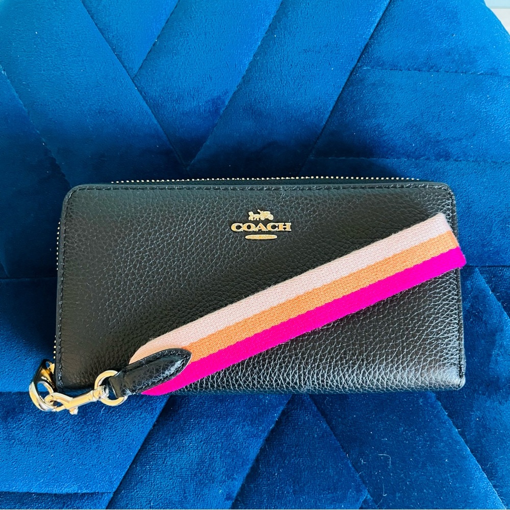 Coach Accordion style wallet